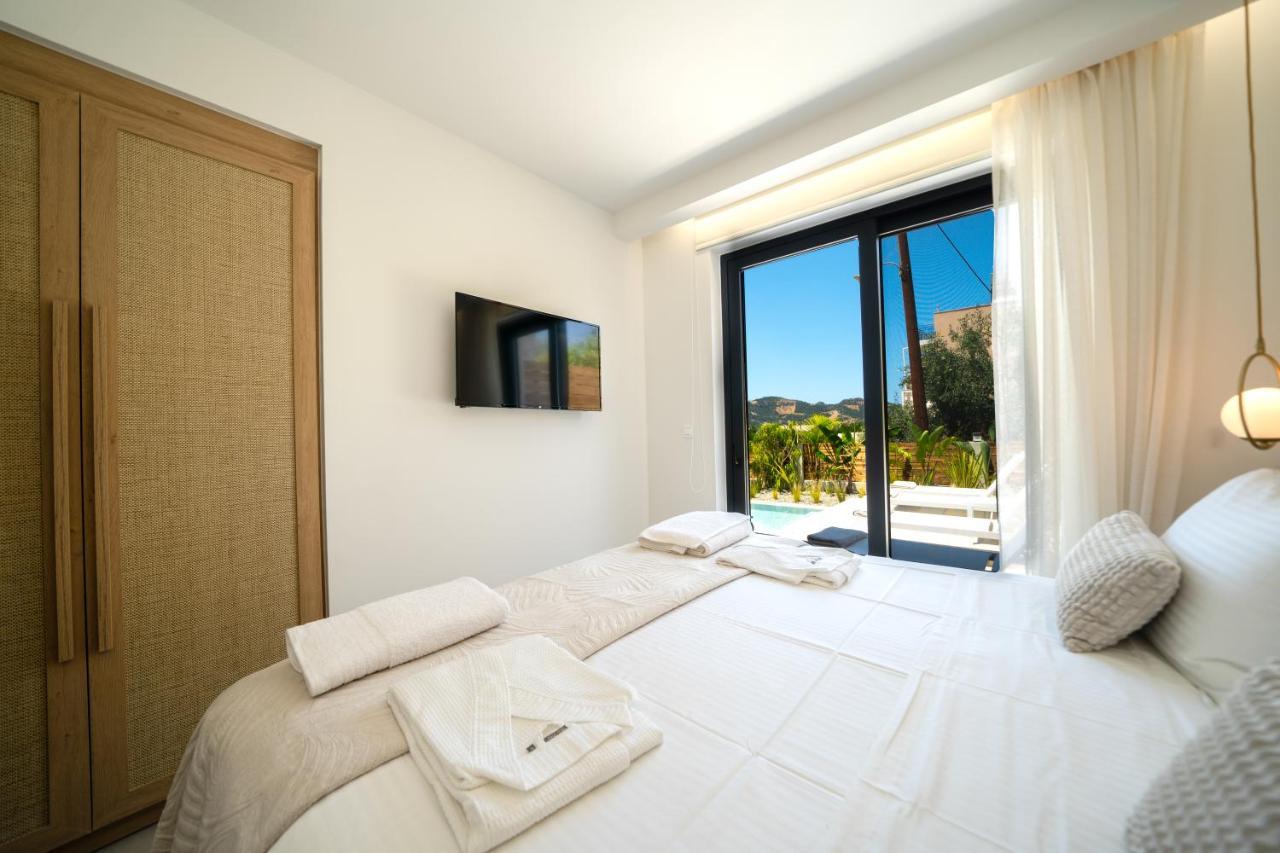 Villa Olira ✩ Private Pool ✩ Modern Design Alikianos Extérieur photo