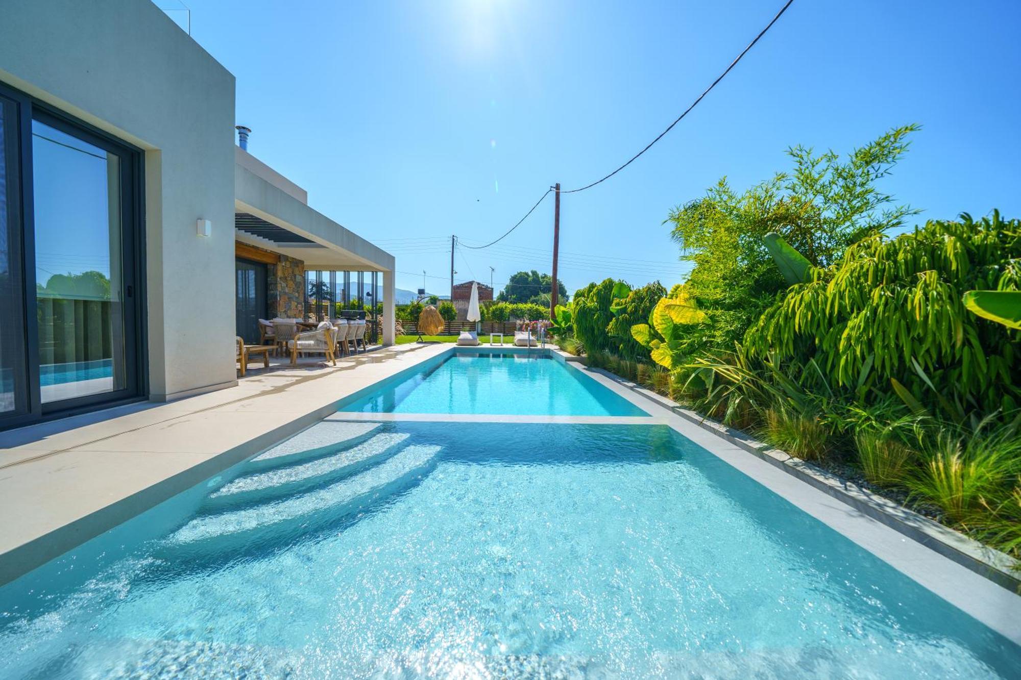 Villa Olira ✩ Private Pool ✩ Modern Design Alikianos Extérieur photo