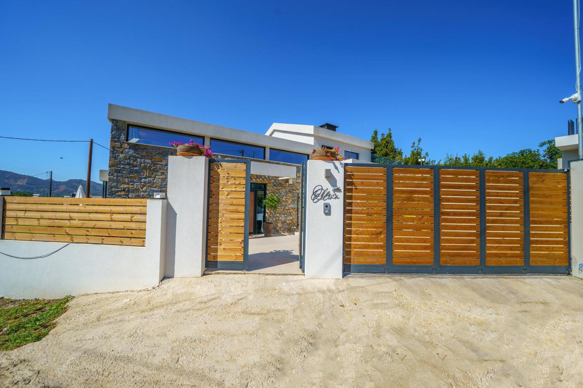 Villa Olira ✩ Private Pool ✩ Modern Design Alikianos Extérieur photo