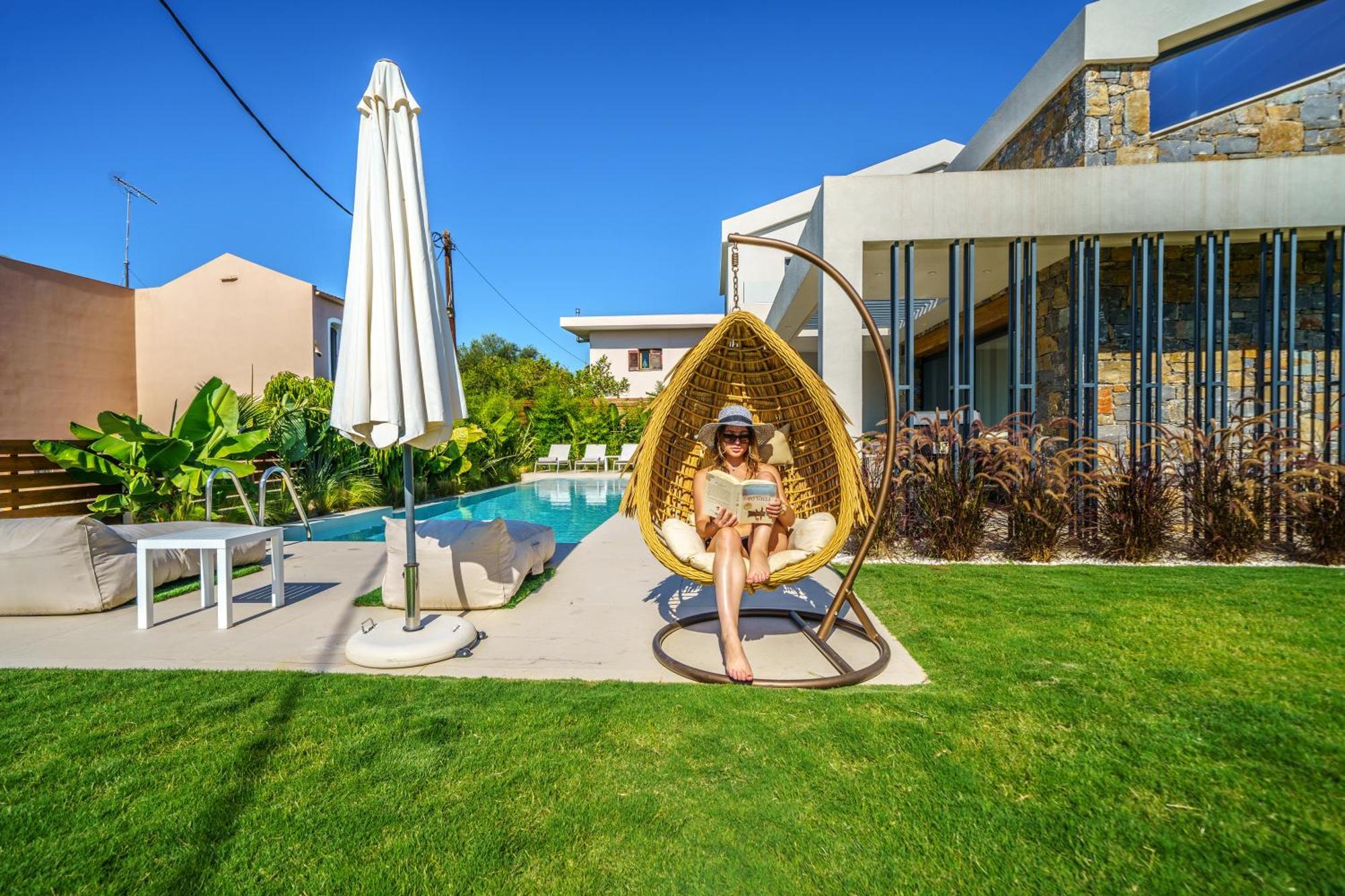 Villa Olira ✩ Private Pool ✩ Modern Design Alikianos Extérieur photo